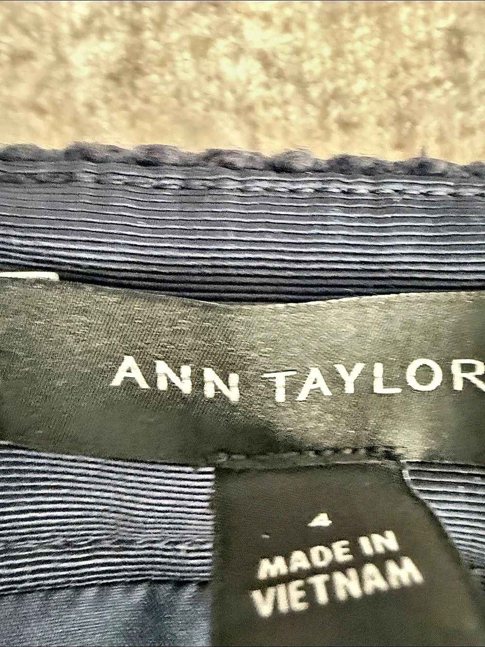 Ann Taylor Navy Tweed Button Mini Skirt Gold-Tone Buttons Worn Once - Picture 4 of 5